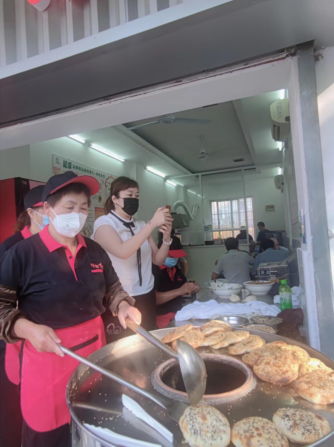 杉松食堂开业.jpg