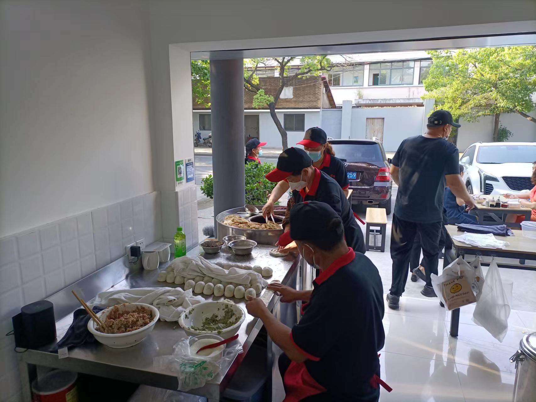杉松食堂开业2.jpg